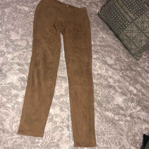 Sneak Peek Skinny Pants Camel Stretchy M NWOT - Picture 2 of 8